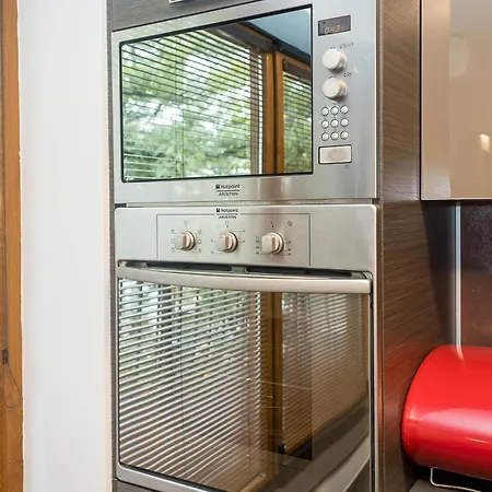 Cozy Flat With Two Bedrooms In By Flat Mаnаger Warna