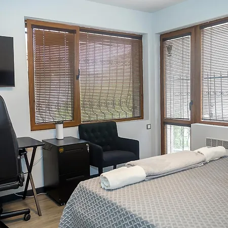 Apartment Cozy Flat With Two Bedrooms In By Flat Mаnаger Warna