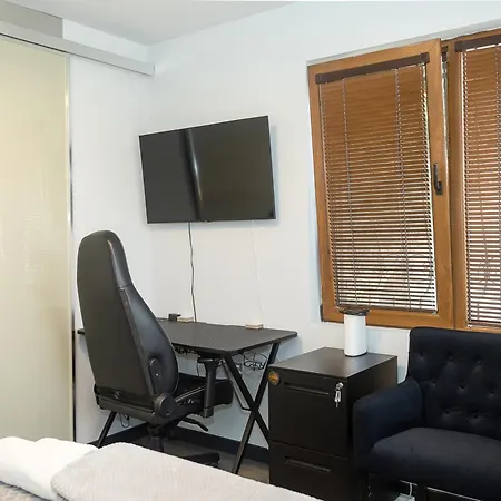 Cozy Flat With Two Bedrooms In By Flat Mаnаger Apartment Varna